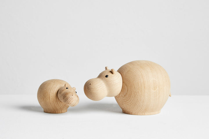 Holz Nilpferd Skulptur – Stilvolle Dekofigur aus Eiche