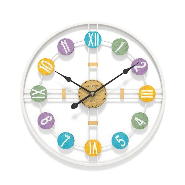 Vintage Bunte Wanduhr mit Modernem Design