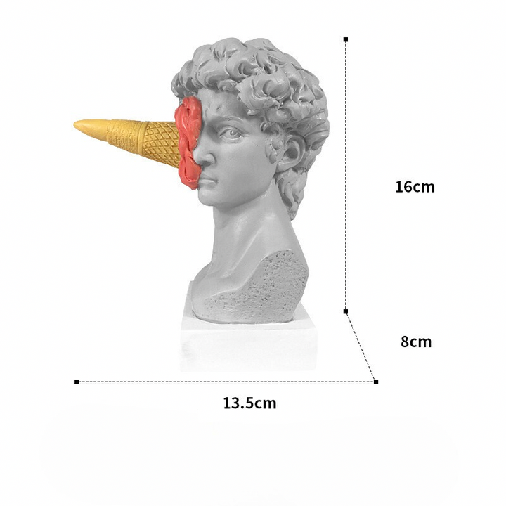 Bunte David Skulptur mit Eiskunst