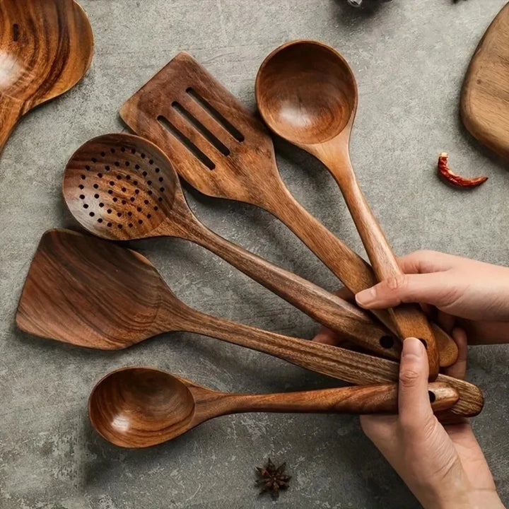 Rustikales Küchenutensilien-Set aus Holz