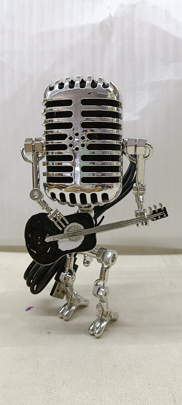 Rockstar Roboter Dekofigur aus Metall
