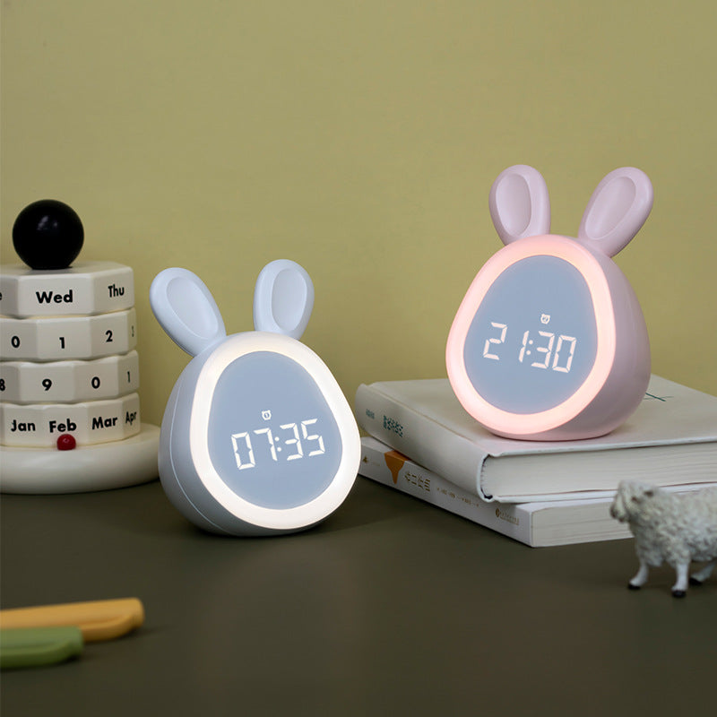 Niedlicher Häschen-Wecker mit LED-Licht