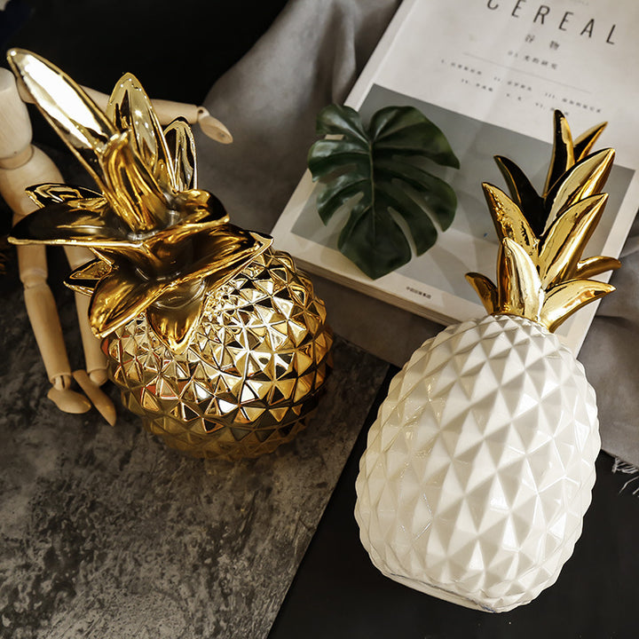 Keramik-Ananas Skulptur