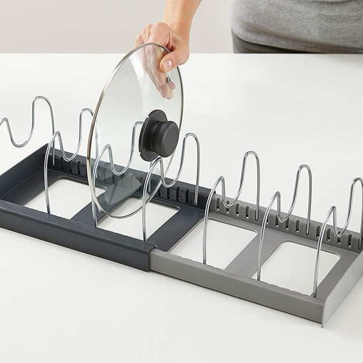 Küchenorganizer für Pfannen und Deckel