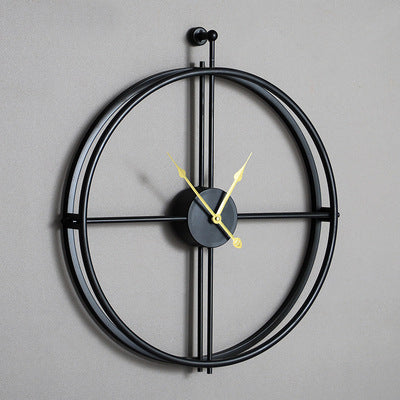 Elegante Wanduhr aus Metall