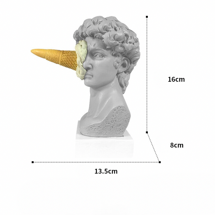Bunte David Skulptur mit Eiskunst
