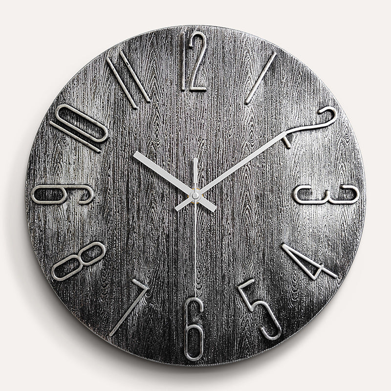 Klassische Wanduhr mit 3D-Ziffern