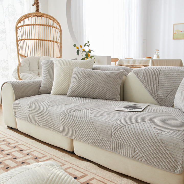 Weicher Sofaüberzug mit geometrischem Design