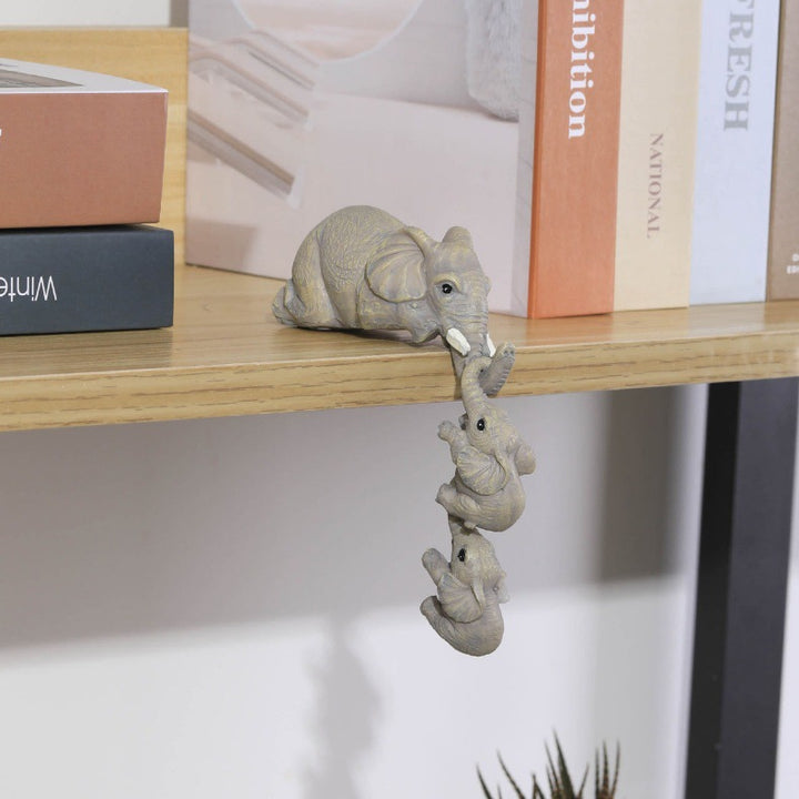 Elefanten-Figuren in Kletterpose