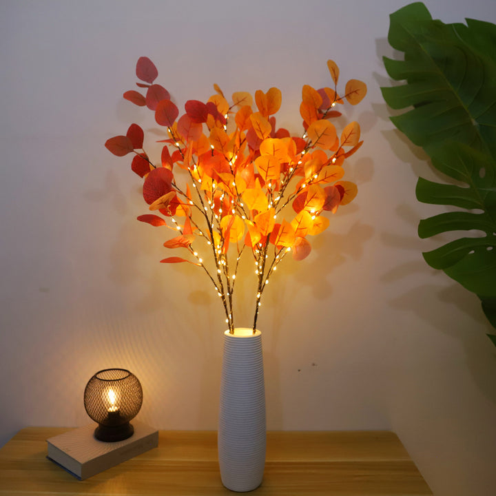 Dekorativer LED-Zweig mit Blättern