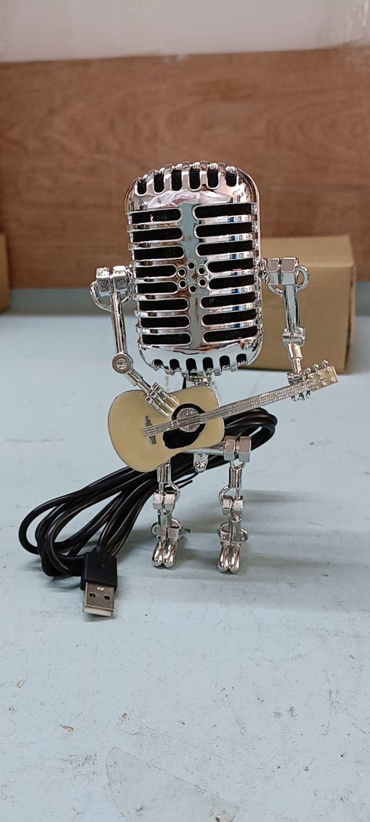 Rockstar Roboter Dekofigur aus Metall