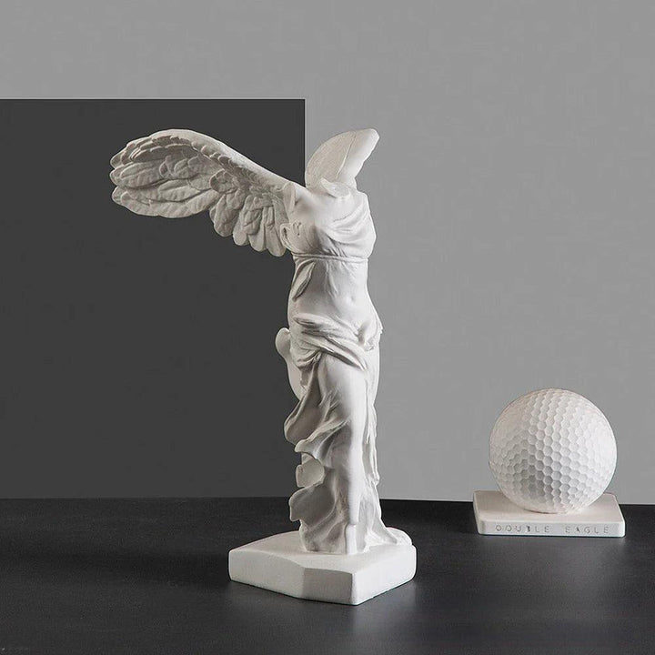 Klassische Skulptur der Nike von Samothrake