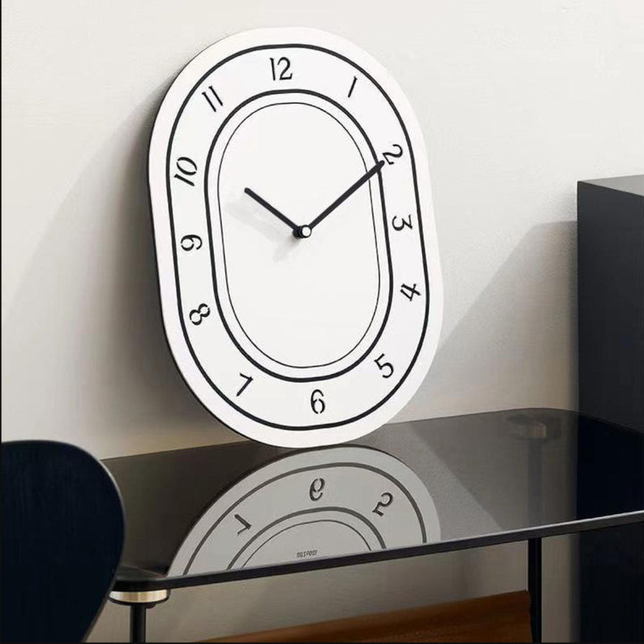 Elegante Wanduhr für zeitloses Design