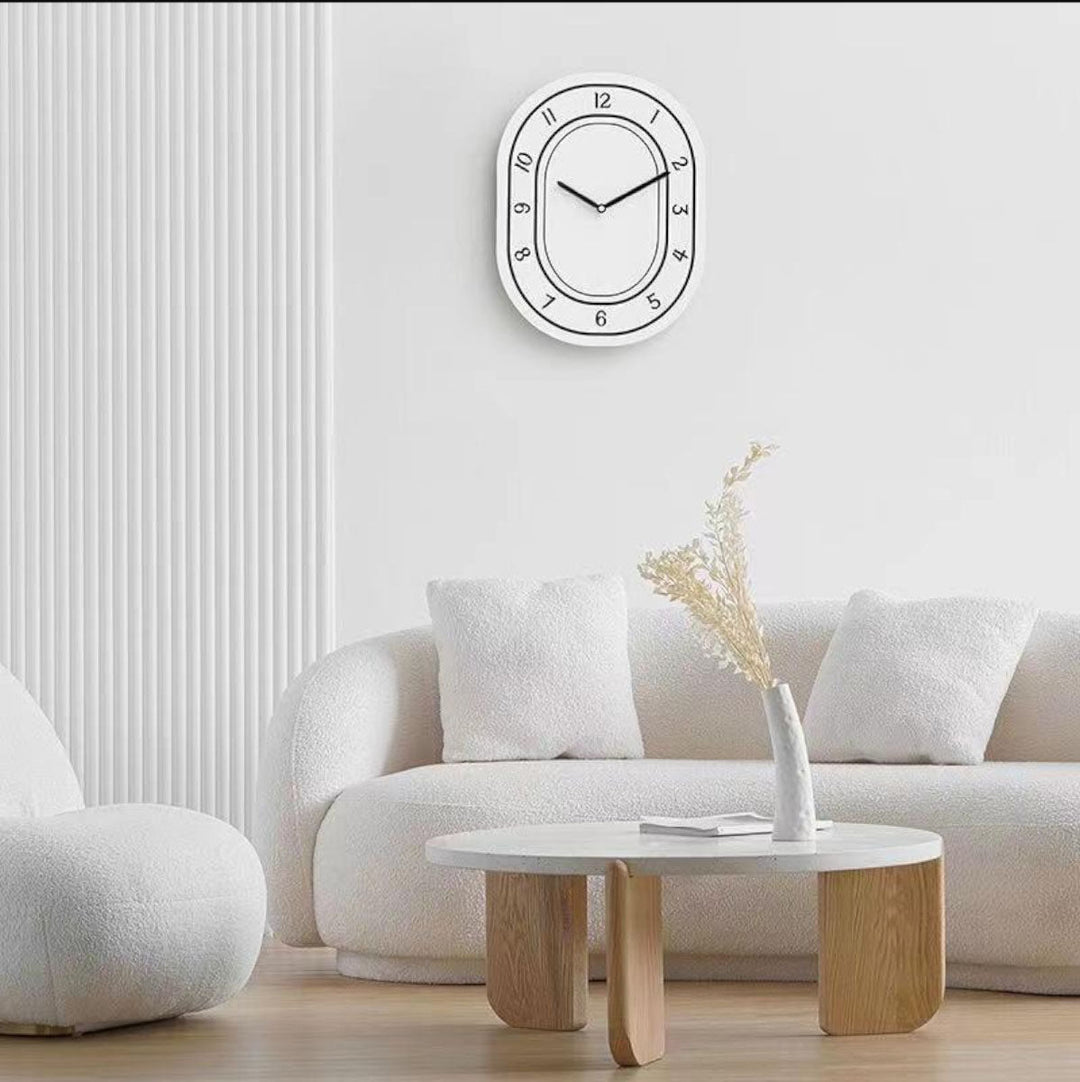 Elegante Wanduhr für zeitloses Design