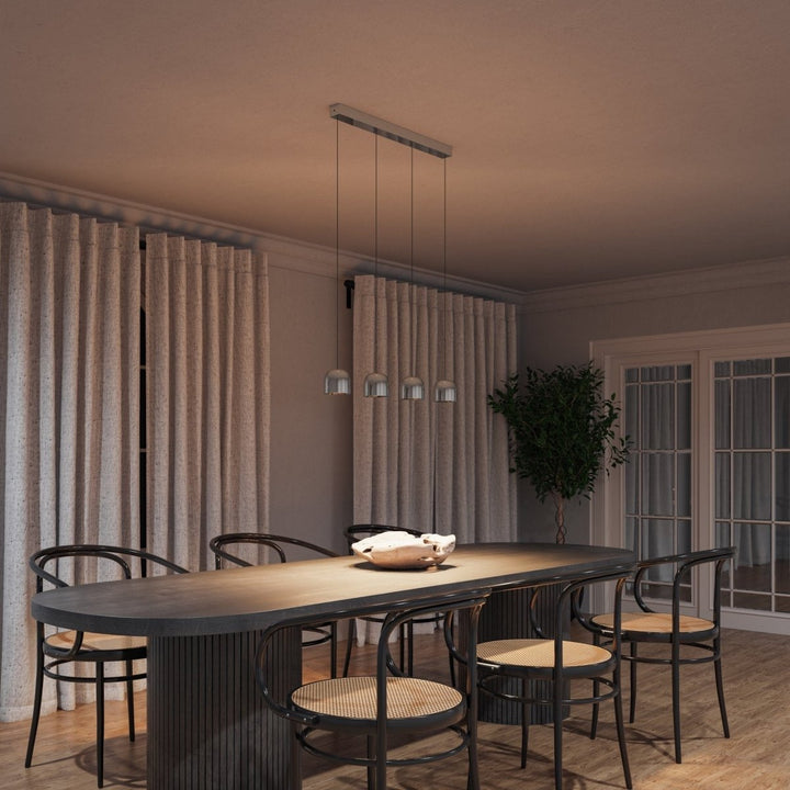 Moderne LED Pendelleuchte aus Aluminium für Eleganz