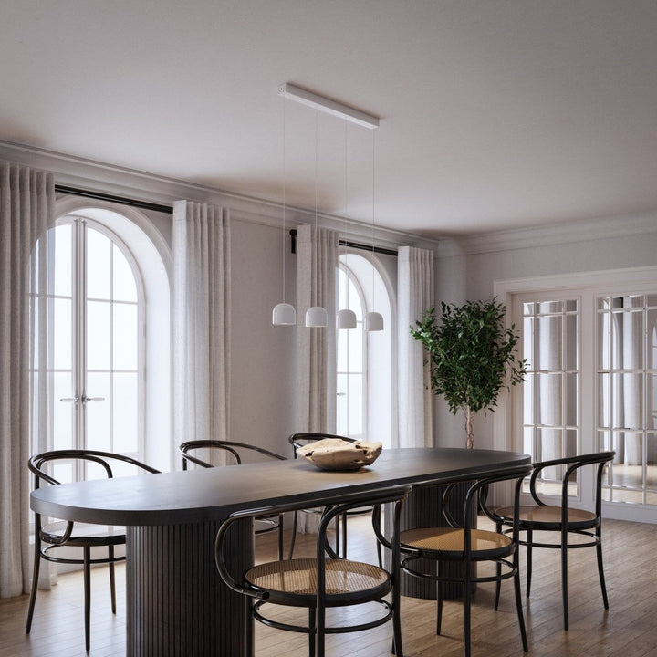 Moderne LED Pendelleuchte aus Aluminium für Eleganz
